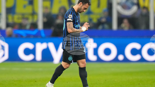 Хакан Чалханоглу и Давиде Фратези ще пропуснат гостуването на Интер в Норвегия