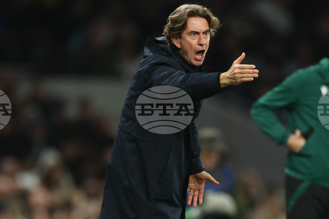 Мениджърът на Тотнъм Томас Франк: „Трябва да работим, за да бъдем по-постоянни“