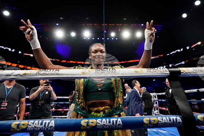 Shields Crews-Dezurn Boxing