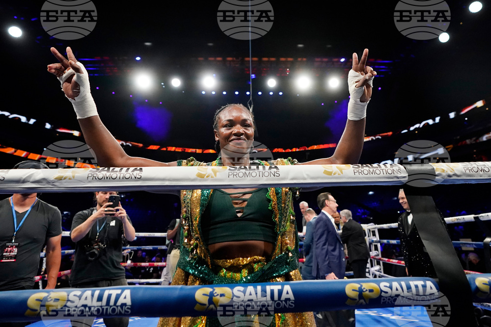 Shields Crews-Dezurn Boxing