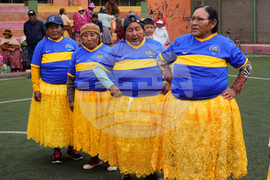 Bolivia Grandmothers Handball