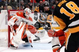 Ducks Penguins Hockey