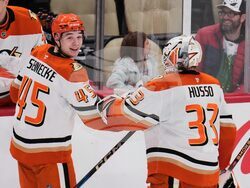 Ducks Penguins Hockey