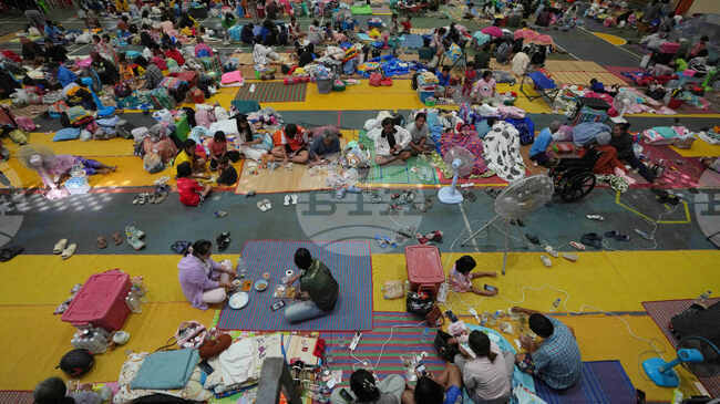 Доналд Тръмп каза, че ще разговаря с лидерите на Тайланд и Камбоджа във връзка с новата конфронтация между двете страни