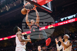 Knicks Raptors Basketball