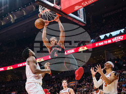 Knicks Raptors Basketball