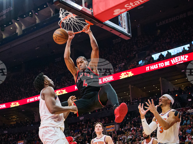 Knicks Raptors Basketball