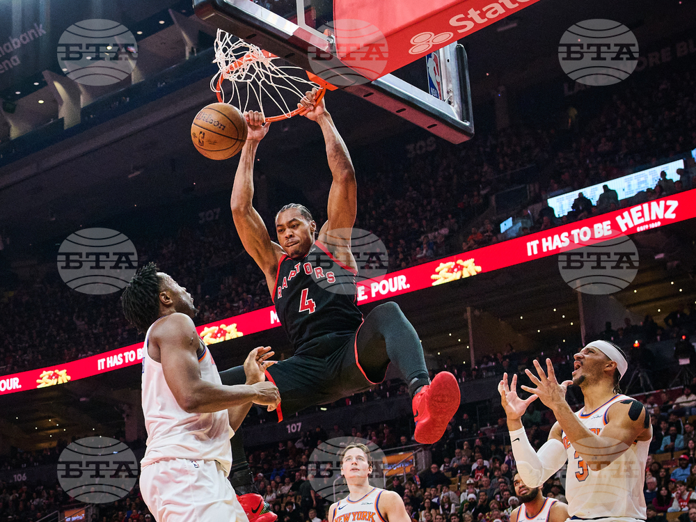 Knicks Raptors Basketball