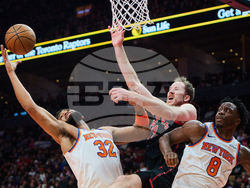 Knicks Raptors Basketball
