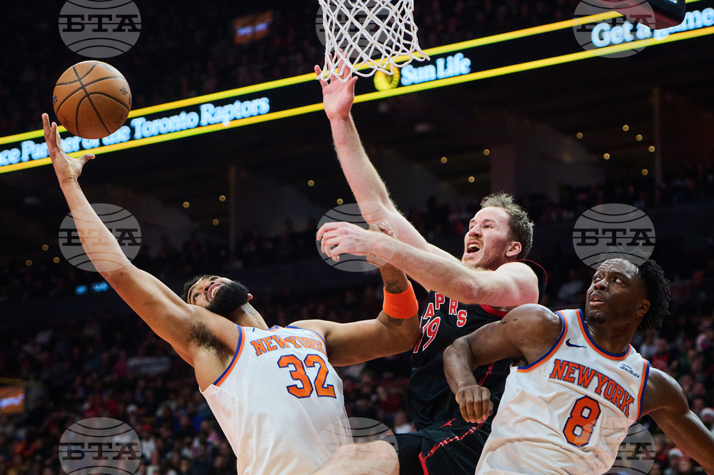 Knicks Raptors Basketball