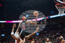 Knicks Raptors Basketball