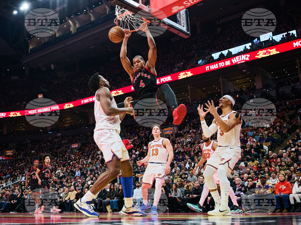 Knicks Raptors Basketball