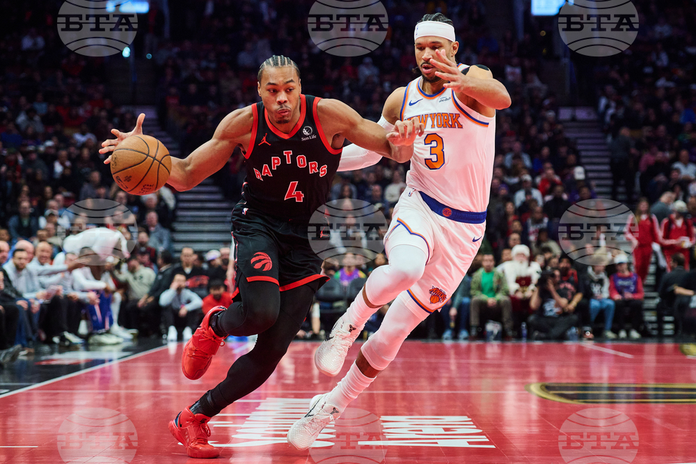 Knicks Raptors Basketball