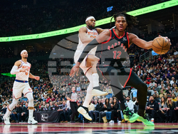 Knicks Raptors Basketball