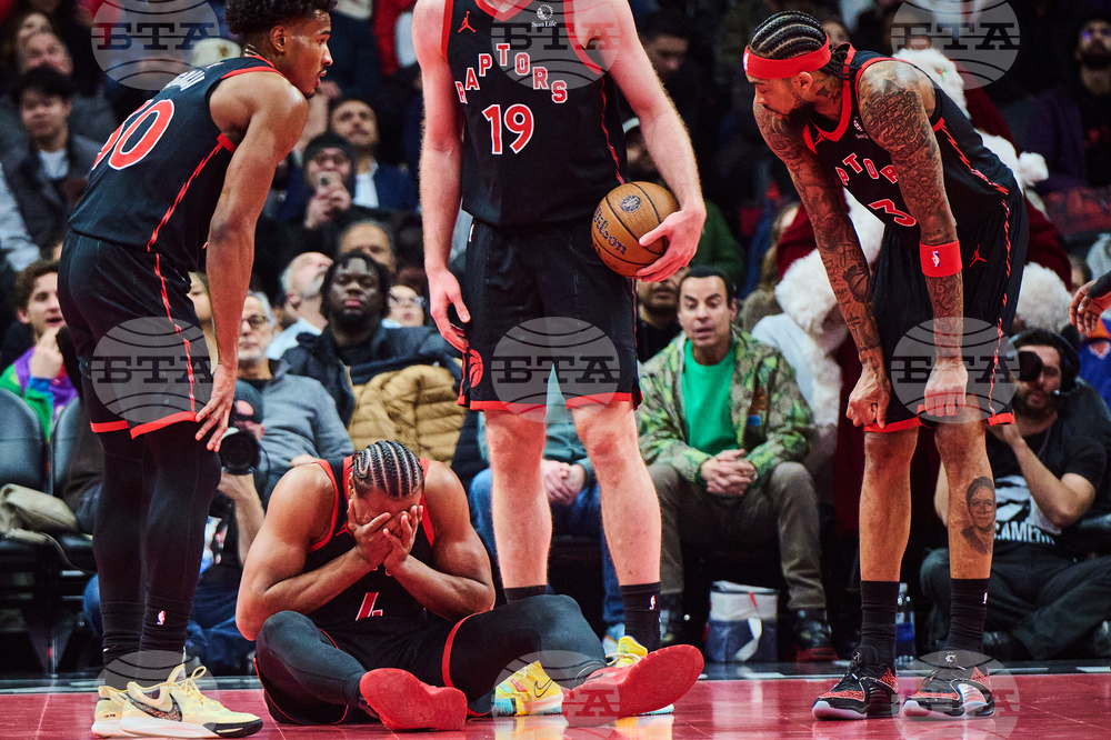 Knicks Raptors Basketball