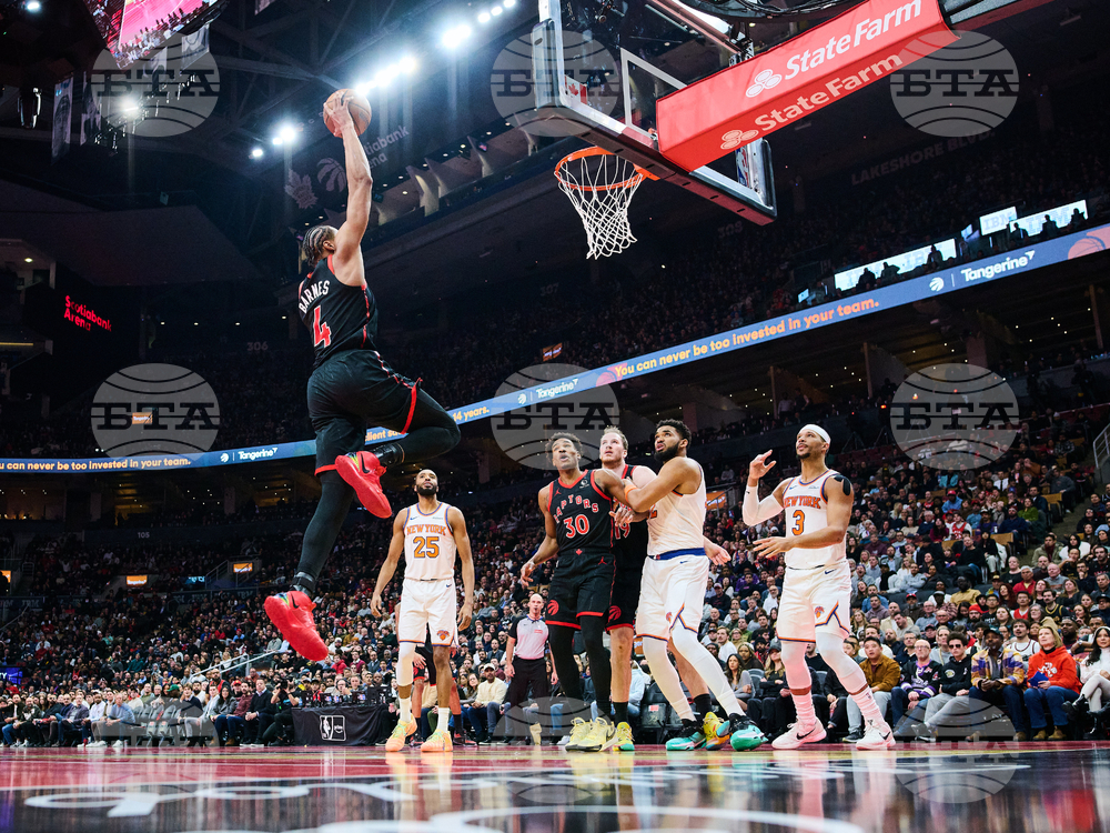 Knicks Raptors Basketball