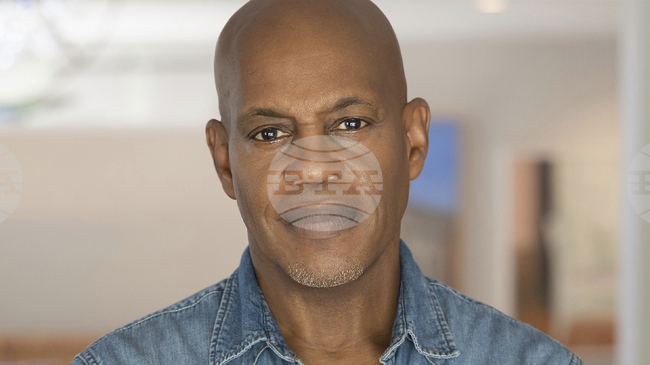 Оперният певец Джубилант Сайкс е бил убит в дома си в Санта Моника, синът му е арестуван 