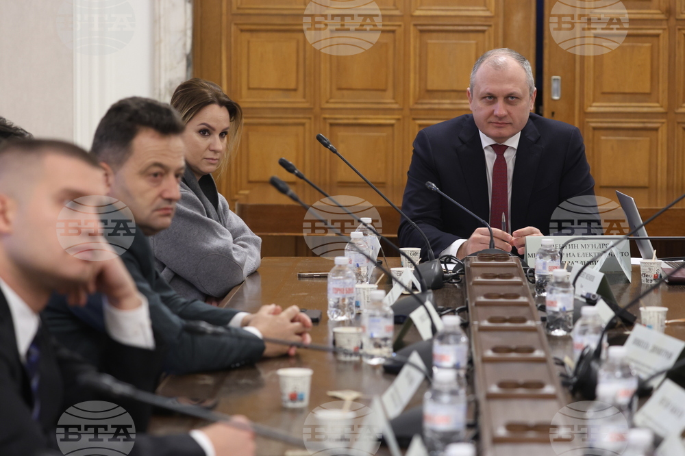 Parliamentary Committees Approve 2026 State Budget Bill at First Reading