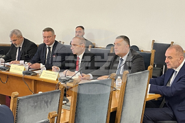 Парламент - Комисия по транспорт и съобщения