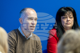 Национален пресклуб на БТА Добрич - КП „Продължаваме промяната – Демократична България“ - пресконференция - Снимка: Александра Антонова