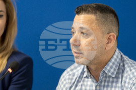 Национален пресклуб на БТА Добрич - КП „Продължаваме промяната – Демократична България“ - пресконференция - Снимка: Александра Антонова