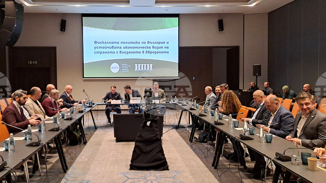 Бизнесът трябва да оказва натиск и да е активен в бюджетния процес и разговора за развитието на България, заяви Илия Кръстев от БРАИТ 