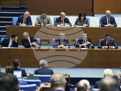 Парламент - вот на недоверие - дебати