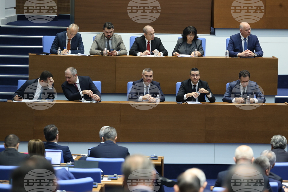 Парламент - вот на недоверие - дебати