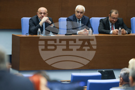 Парламент - вот на недоверие - дебати