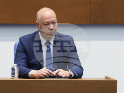 Парламент - вот на недоверие - дебати