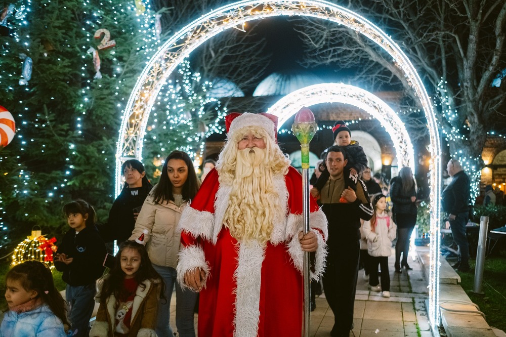 Над 550 деца от детските градини в община Тунджа ще получат подаръци, донесени от Дядо Коледа