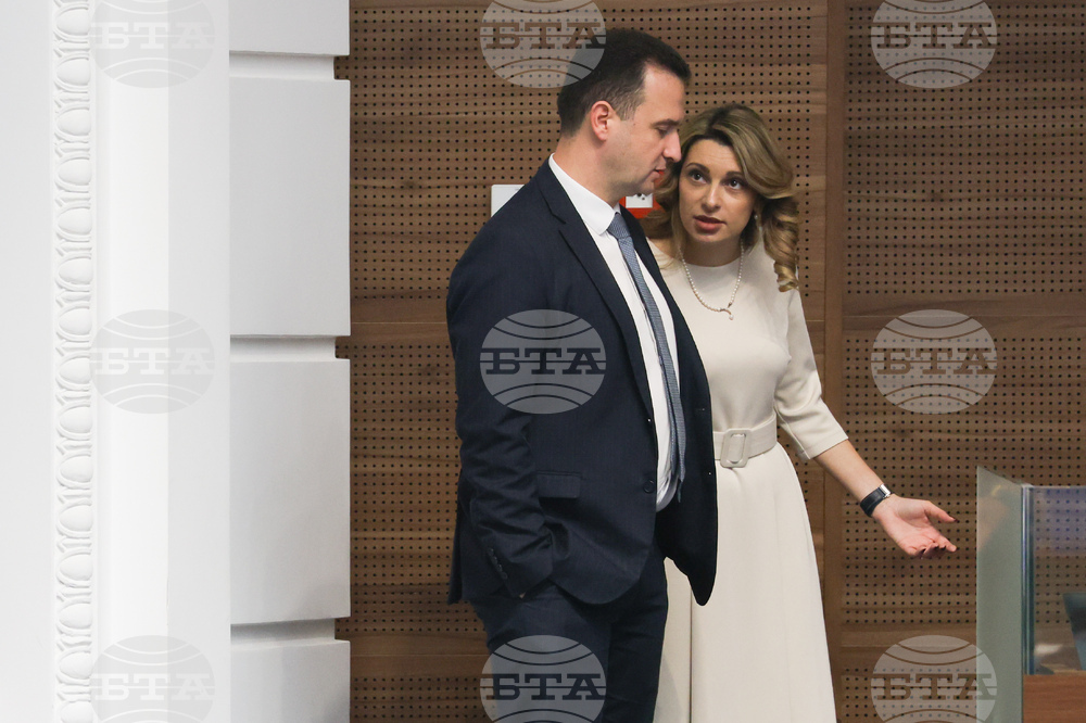 Парламент - вот на недоверие - дебати