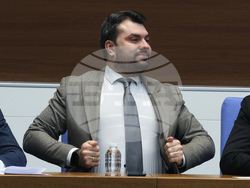 Парламент - вот на недоверие - дебати