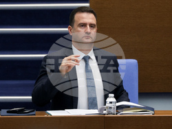 Парламент - вот на недоверие - дебати