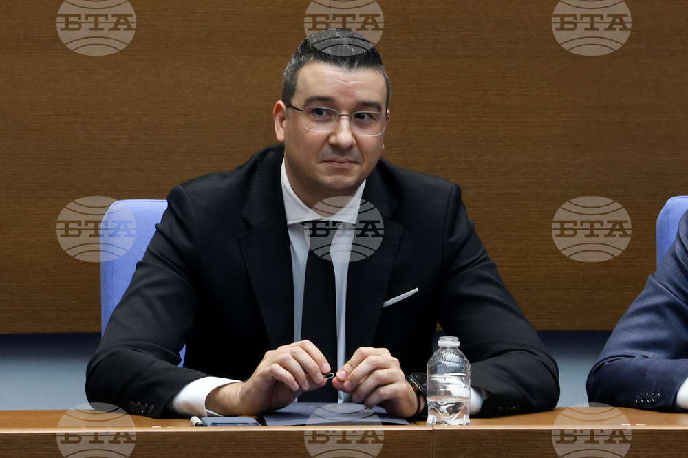 Парламент - вот на недоверие - дебати