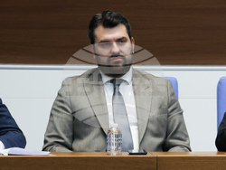 Парламент - вот на недоверие - дебати