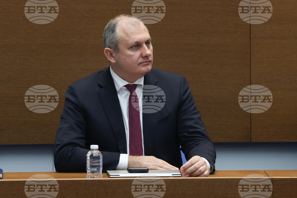 Народното събрание направи важна крачка в укрепването на националната ни киберсигурност, каза министър Валентин Мундров