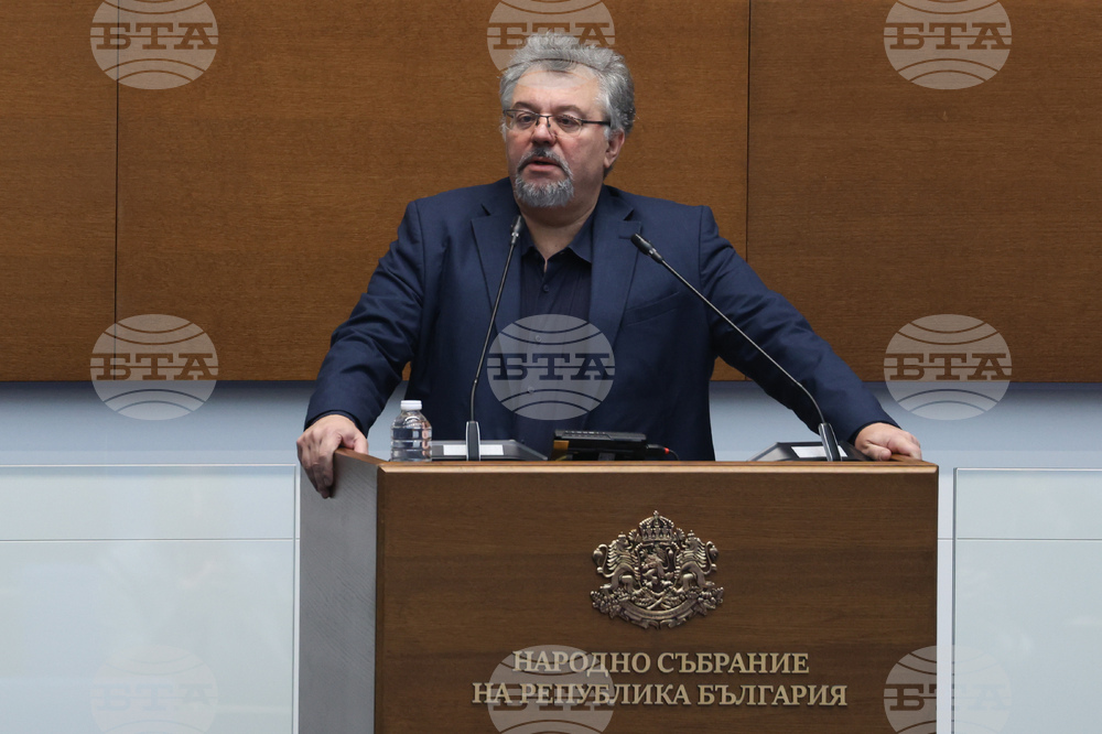 Парламент - вот на недоверие - дебати