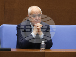 Парламент - вот на недоверие - дебати