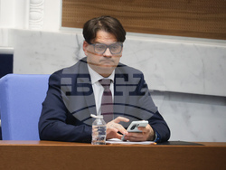 Парламент - вот на недоверие - дебати