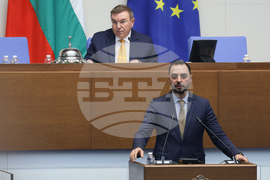 Парламент - вот на недоверие - дебати
