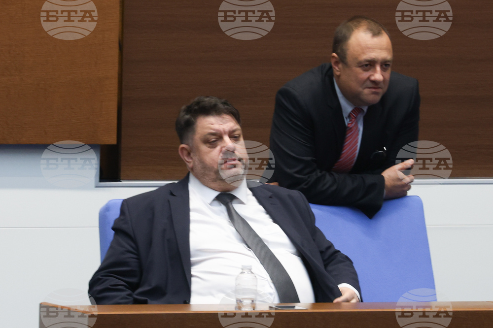 Парламент - вот на недоверие - дебати