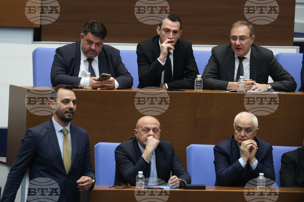 Парламент - вот на недоверие - дебати