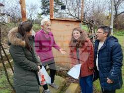 с. Камбурово - благотворителност - ученици 