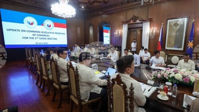 ФНА: Филипинският президент е разпоредил на Конгреса да приоретизира законопроектите за по-прозрачно управление 