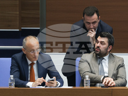 Парламент - вот на недоверие - дебати