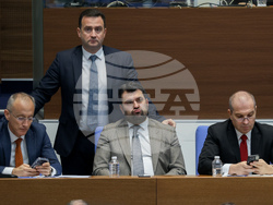 Парламент - вот на недоверие - дебати