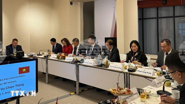 ВНА: Виетнам и Германия обсъдиха трудовото сътрудничество на специализиран форум в Лайпциг