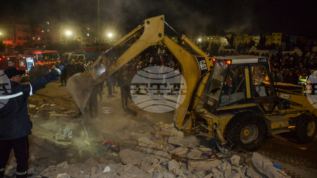 Най-малко 22 души загинаха при срутване на две жилищни сгради в мароканския град Фес 