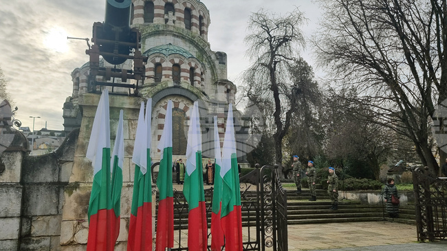 Тържествена заря-проверка, спортни състезания и изложба са част от програмата за честване на Трети март в Плевен